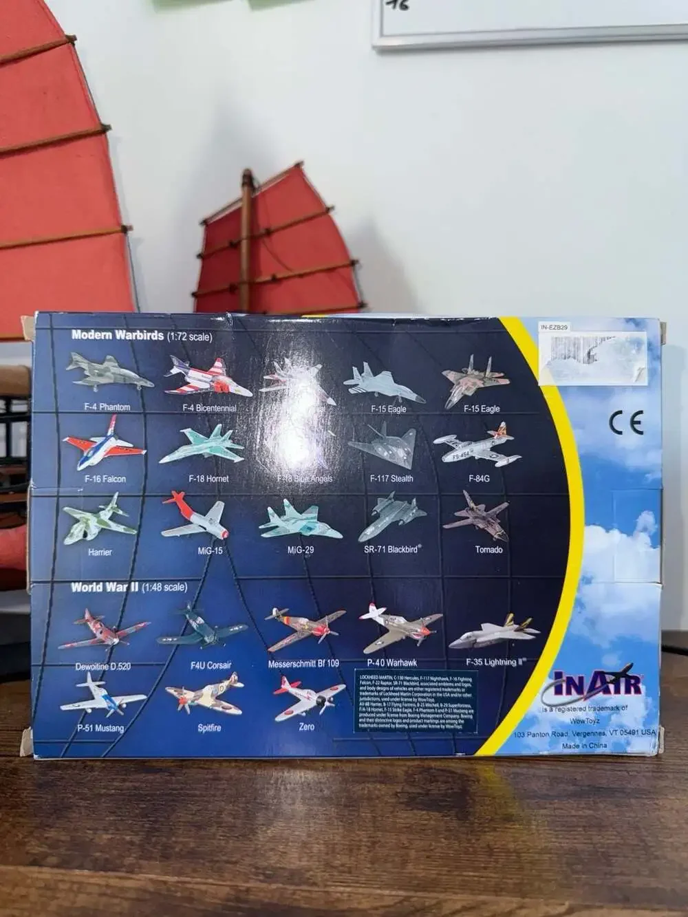 InAir E-Z Build B-29 Superfortress Scale Model Kit